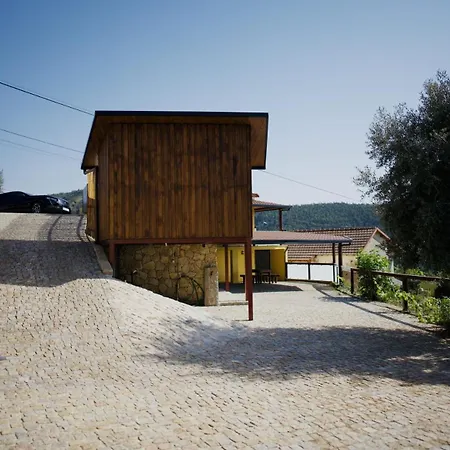 Casa Pao De Lo Vale S Domingos