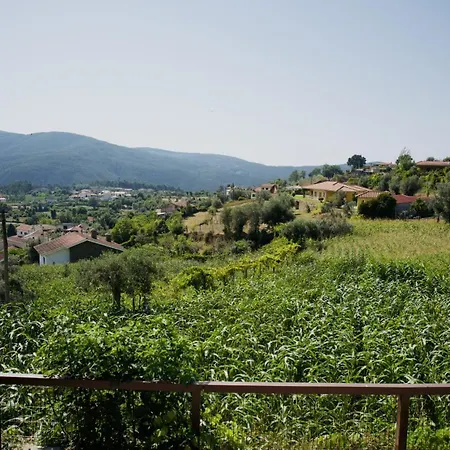 Casa Pao De Lo Vale S Domingos * Raiva