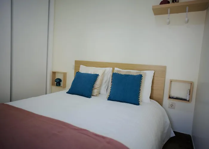 Casa Pao De Lo Vale S Domingos Raiva