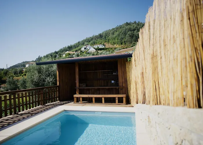 Casa Pao De Lo Vale S Domingos Raiva