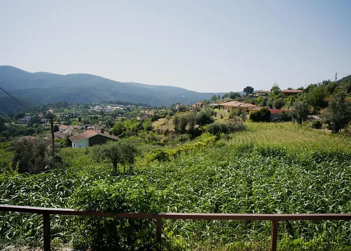 Casa Pao De Lo Vale S Domingos * Raiva